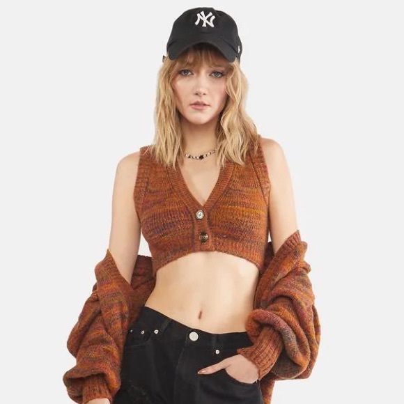 For Love and Lemons Helena Cropped Vest - Picture 5 of 12